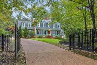 101 Lakeshead DR, Williamsburg, VA 23185