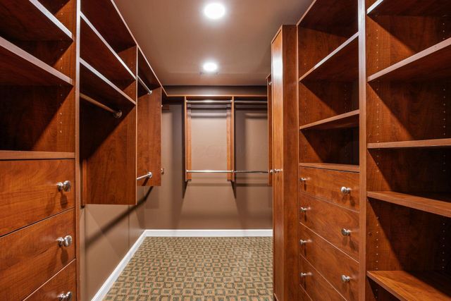 2841 Doncaster Road, Upper Arlington, OH 43221