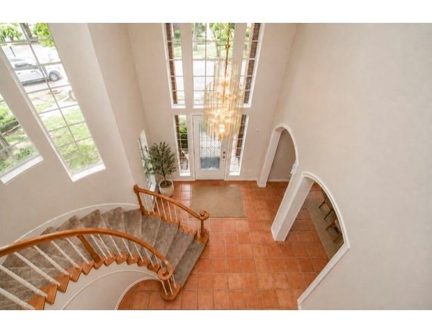 45 Ambleside Crescent Drive, Sugar Land, TX 77479