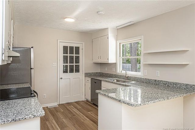 3106 Sommer Drive, Hope Mills, NC 28348