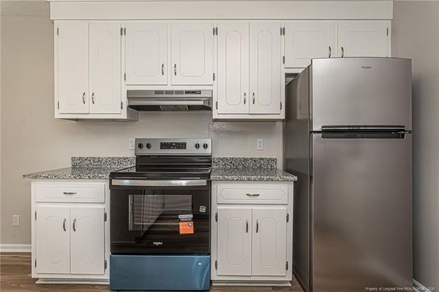 3106 Sommer Drive, Hope Mills, NC 28348
