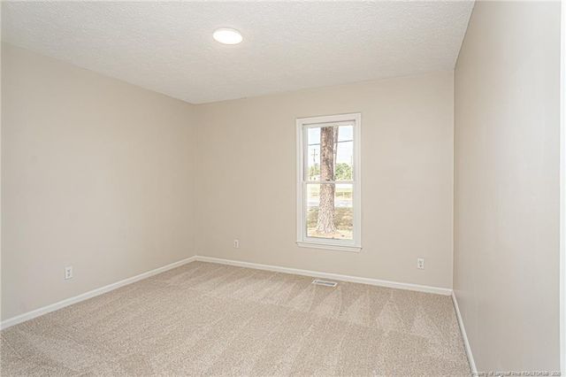 3106 Sommer Drive, Hope Mills, NC 28348