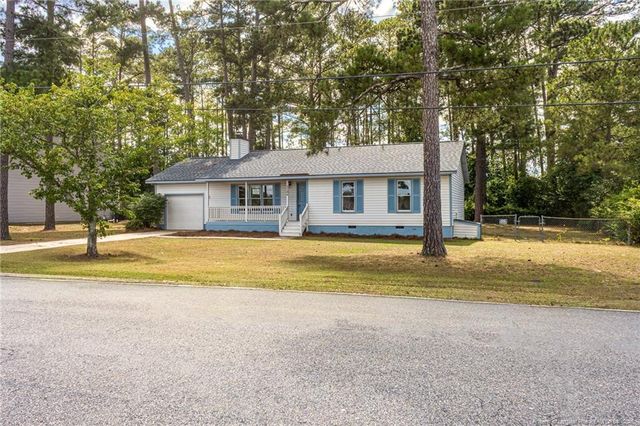 3106 Sommer Drive, Hope Mills, NC 28348