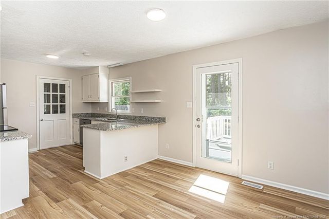 3106 Sommer Drive, Hope Mills, NC 28348