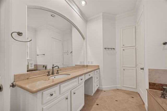 2907 Argonne Street, Houston, TX 77098