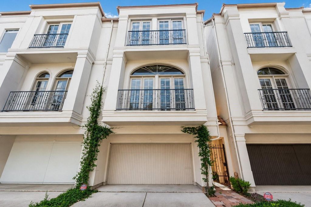 2907 Argonne Street, Houston, TX 77098