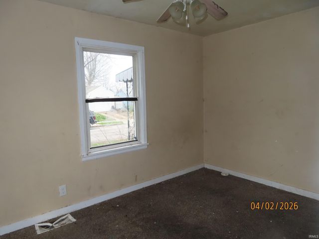 2824 Calhoun Street, South Bend, IN 46628