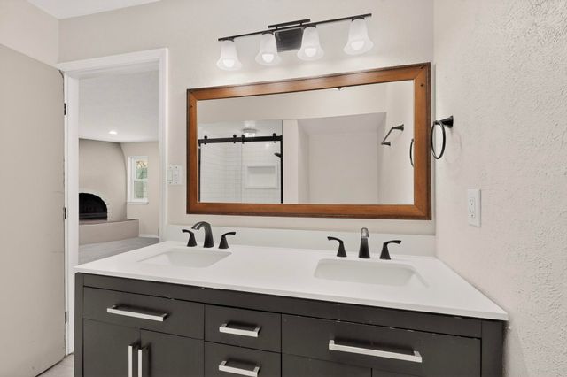 13521 Witcher Avenue NE, Albuquerque, NM 87112