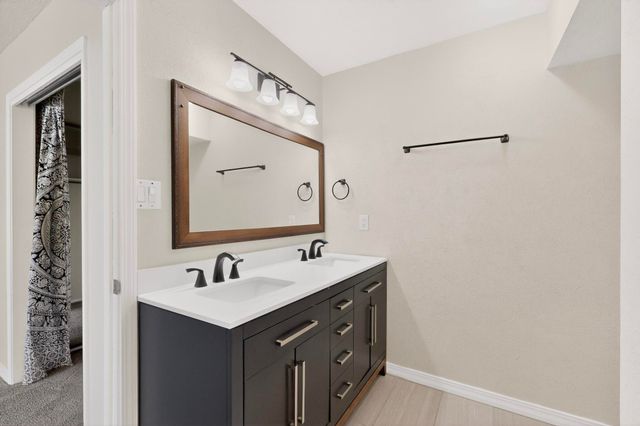 13521 Witcher Avenue NE, Albuquerque, NM 87112