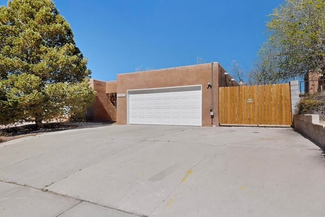 13521 Witcher Avenue NE, Albuquerque, NM 87112
