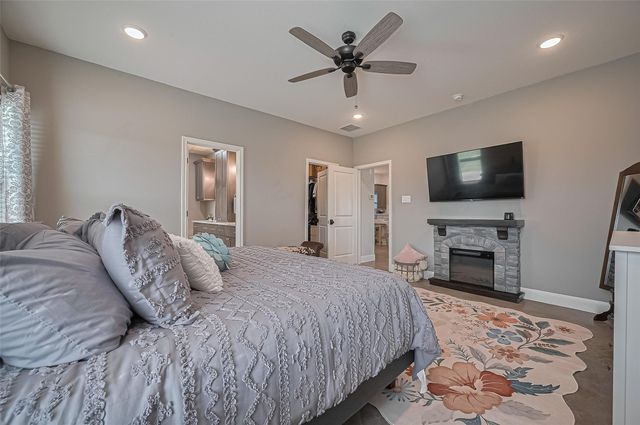 16702 Dipple Road, Guy, TX 77444