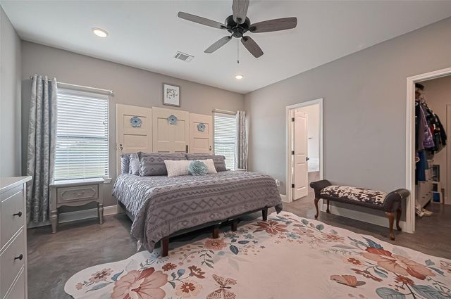 16702 Dipple Road, Guy, TX 77444