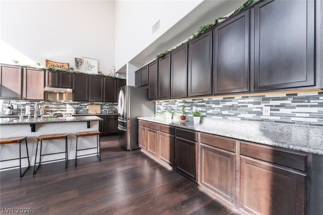 7105 Bluebird Wing Street, North Las Vegas, NV 89084