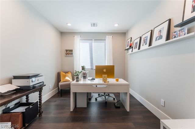 7105 Bluebird Wing Street, North Las Vegas, NV 89084