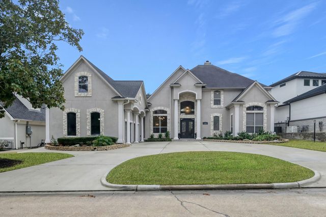 81 Fairfield Drive, Montgomery, TX 77356