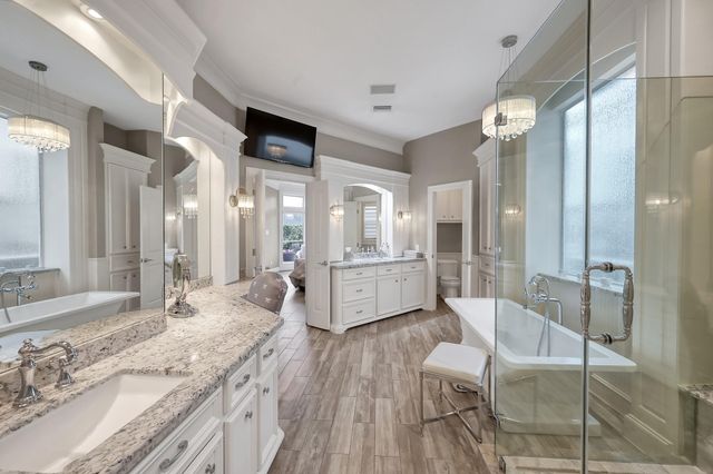 81 Fairfield Drive, Montgomery, TX 77356