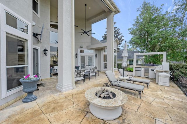 81 Fairfield Drive, Montgomery, TX 77356