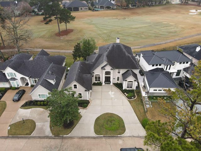 81 Fairfield Drive, Montgomery, TX 77356