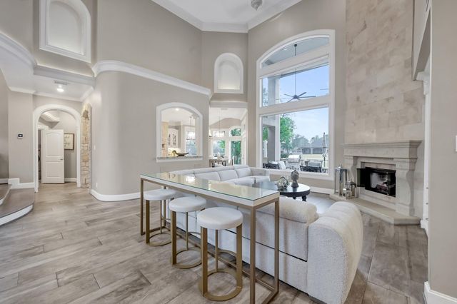 81 Fairfield Drive, Montgomery, TX 77356