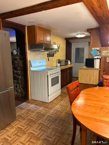 249 Circle Drive, Stratford, CT 06614