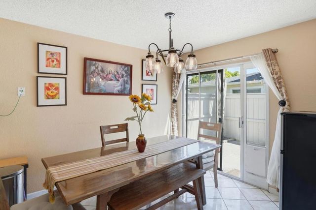 1825 Cherokee Drive 2, Salinas, CA 93906