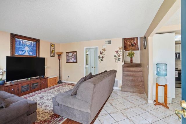 1825 Cherokee Drive 2, Salinas, CA 93906