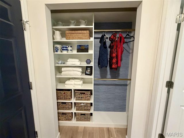 1647 Ridgefield Bluff Court, Eureka, MO 63025