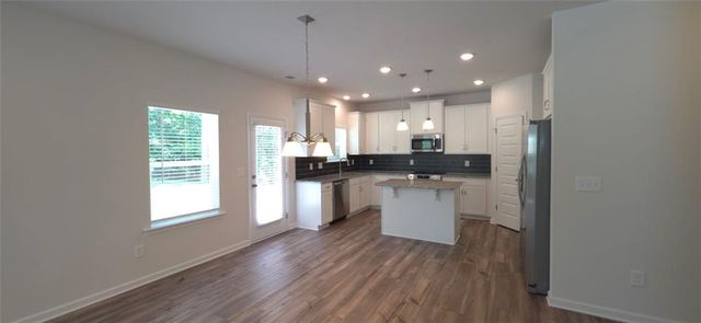 523 Grover Street, Hoschton, GA 30548
