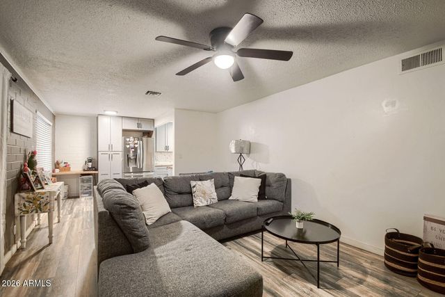 5047 N 39TH Drive, Phoenix, AZ 85019