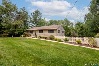 13 Birch Road, Danbury, CT 06811