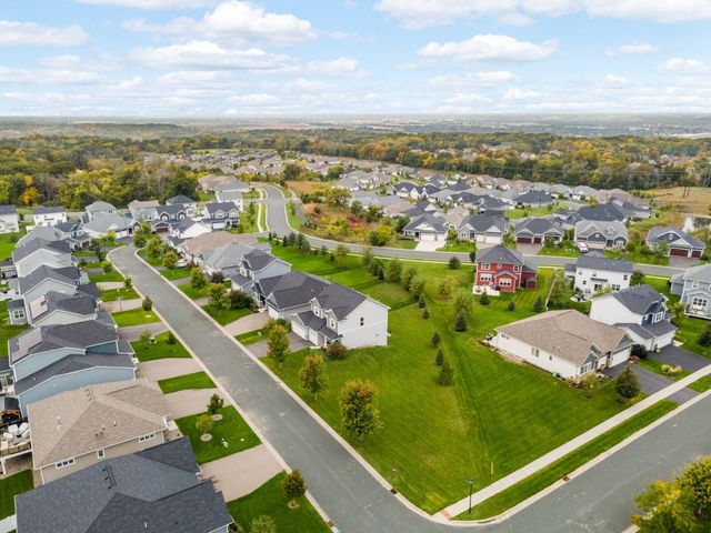 5952 Mayfair Road NE, Prior Lake, MN 55372
