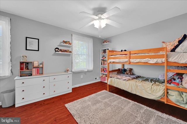 616 S OXFORD VALLEY RD, Fairless Hills, PA 19030