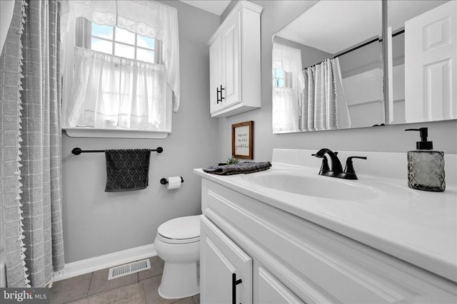 616 S OXFORD VALLEY RD, Fairless Hills, PA 19030