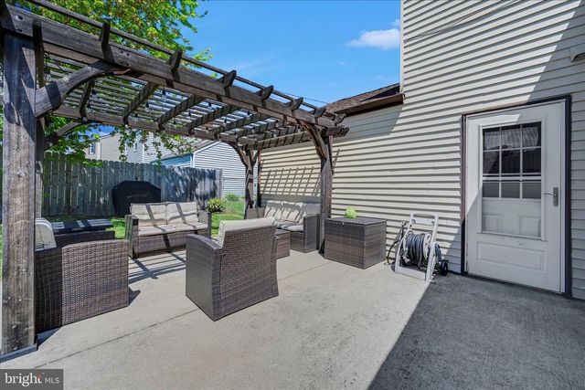 616 S OXFORD VALLEY RD, Fairless Hills, PA 19030