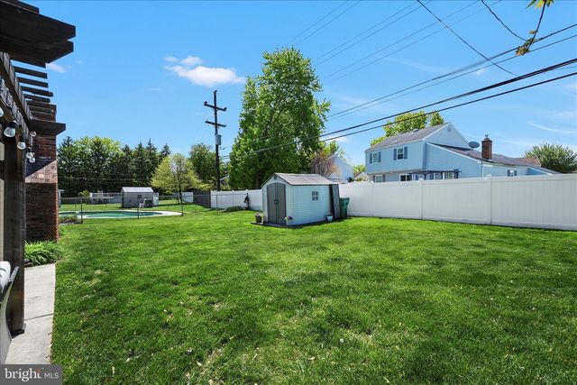 616 S OXFORD VALLEY RD, Fairless Hills, PA 19030
