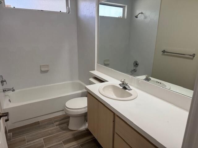 7901 Chapman Oak Court, Palm Beach Gardens, FL 33410