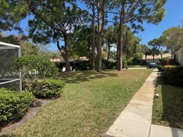 7901 Chapman Oak Court, Palm Beach Gardens, FL 33410