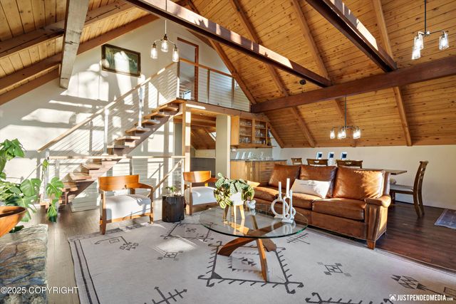 7801 E 130th Avenue, Anchorage, AK 99516