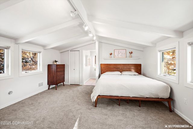 7801 E 130th Avenue, Anchorage, AK 99516