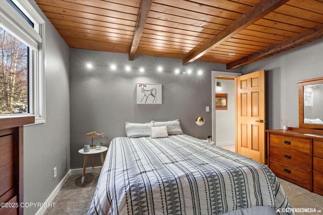 7801 E 130th Avenue, Anchorage, AK 99516