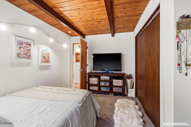 7801 E 130th Avenue, Anchorage, AK 99516