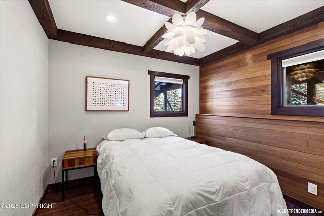 7801 E 130th Avenue, Anchorage, AK 99516