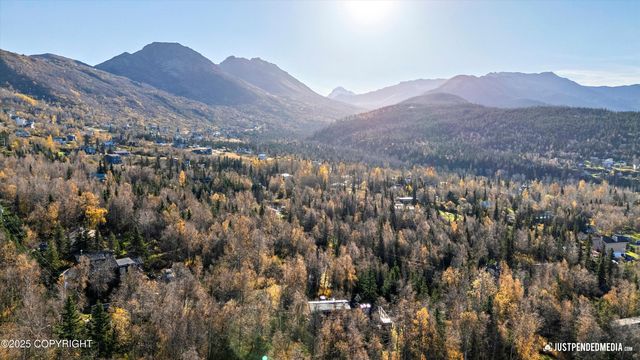 7801 E 130th Avenue, Anchorage, AK 99516