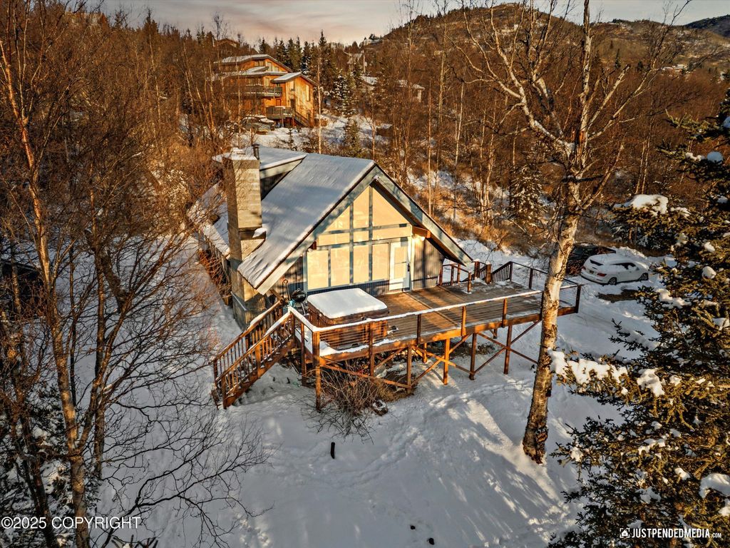 7801 E 130th Avenue, Anchorage, AK 99516