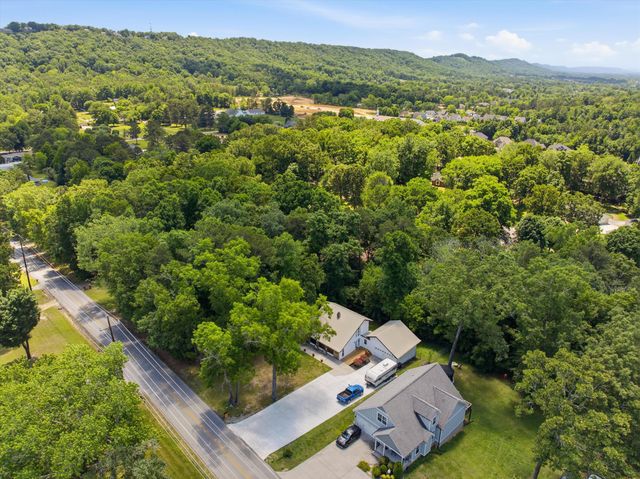 9204 Pine Ridge Road, Ooltewah, TN 37363