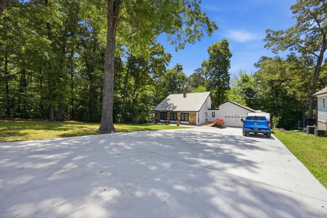 9204 Pine Ridge Road, Ooltewah, TN 37363