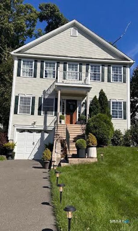 85 Hampton Road, Waterbury, CT 06708