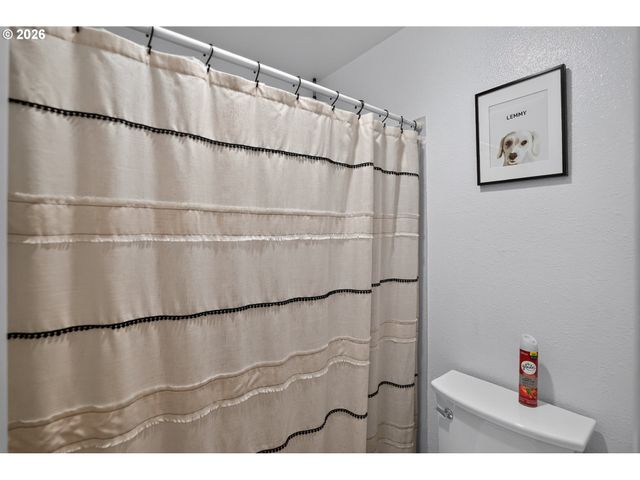14125 Sw DAPHNE St, Beaverton, OR 97008