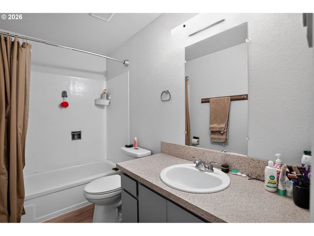14125 Sw DAPHNE St, Beaverton, OR 97008