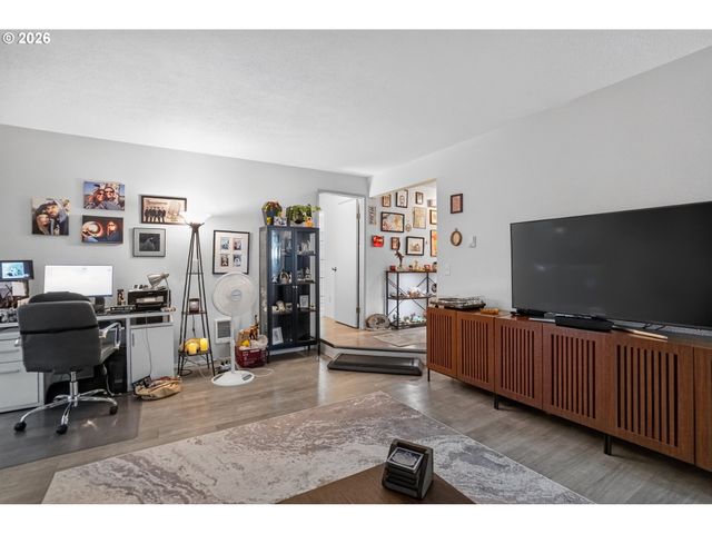 14125 Sw DAPHNE St, Beaverton, OR 97008